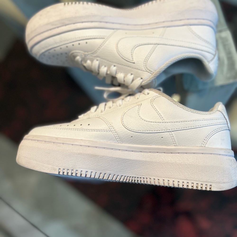 SoldLast chance❌Nike court vision Alta womens 7.5